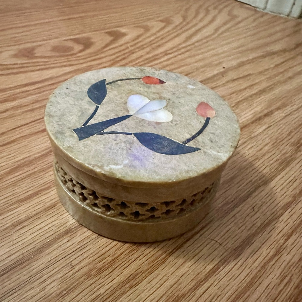 Vintage Floral Inlay Stone Trinket Box